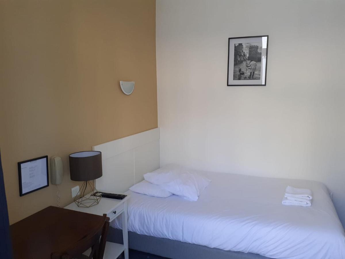 Hotel Du Chateau Витре Экстерьер фото