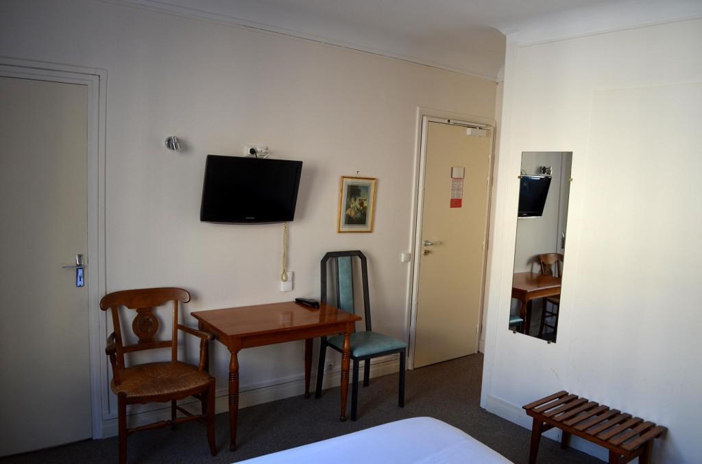 Hotel Du Chateau Витре Экстерьер фото